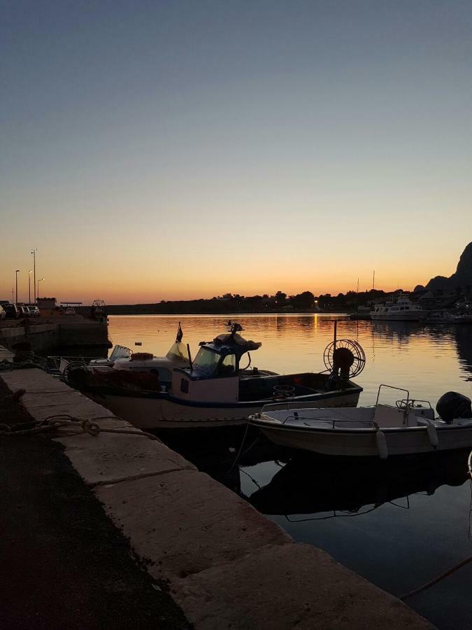 Casa Vacanze Chiara Terrasini Dış mekan fotoğraf