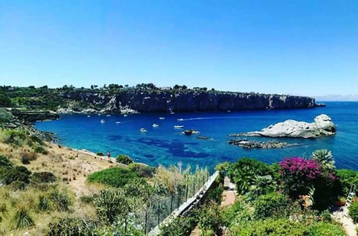 Casa Vacanze Chiara Terrasini Dış mekan fotoğraf